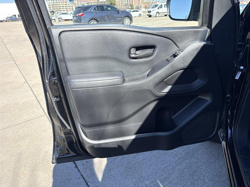 used 2022 Nissan Frontier car, priced at $18,888