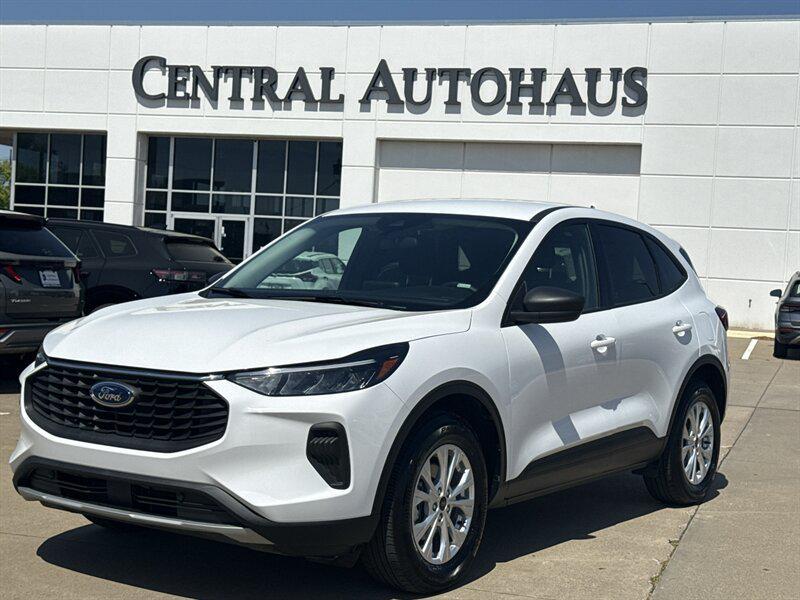 used 2025 Ford Escape car, priced at $19,888