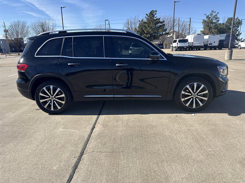 used 2022 Mercedes-Benz GLB 250 car, priced at $26,888