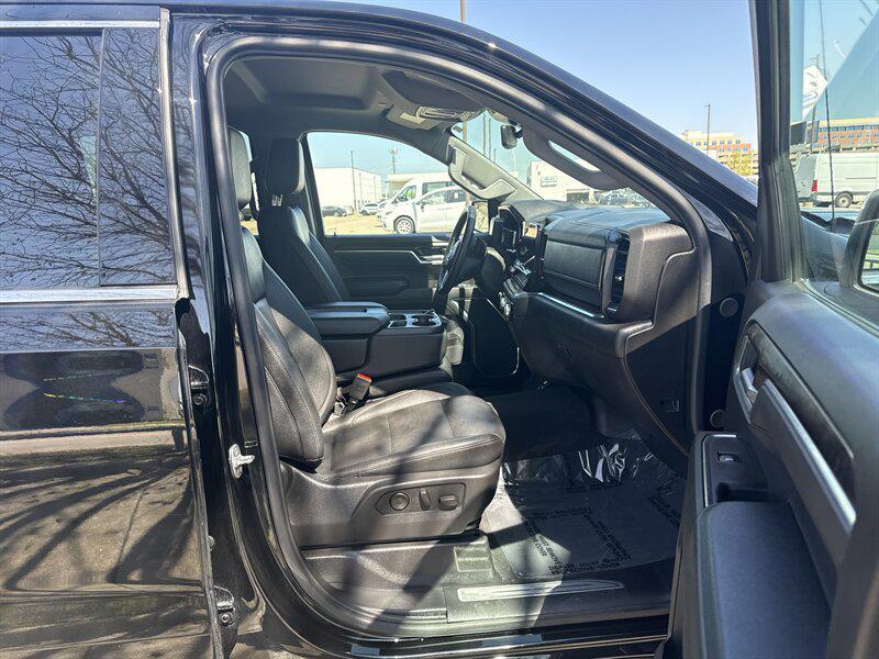 used 2025 GMC Sierra 1500 car, priced at $38,888