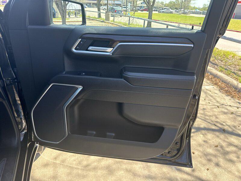 used 2025 GMC Sierra 1500 car, priced at $38,888