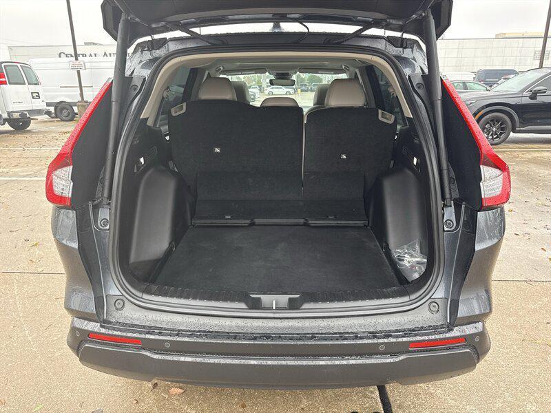 used 2025 Honda CR-V car, priced at $28,888