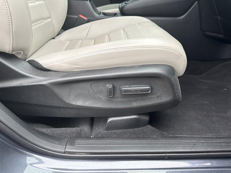 used 2025 Honda CR-V car, priced at $28,888