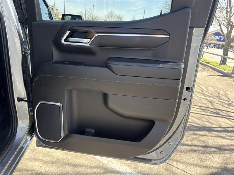 used 2025 GMC Sierra 1500 car, priced at $36,888