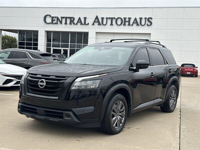 used 2024 Nissan Pathfinder car, priced at $25,888