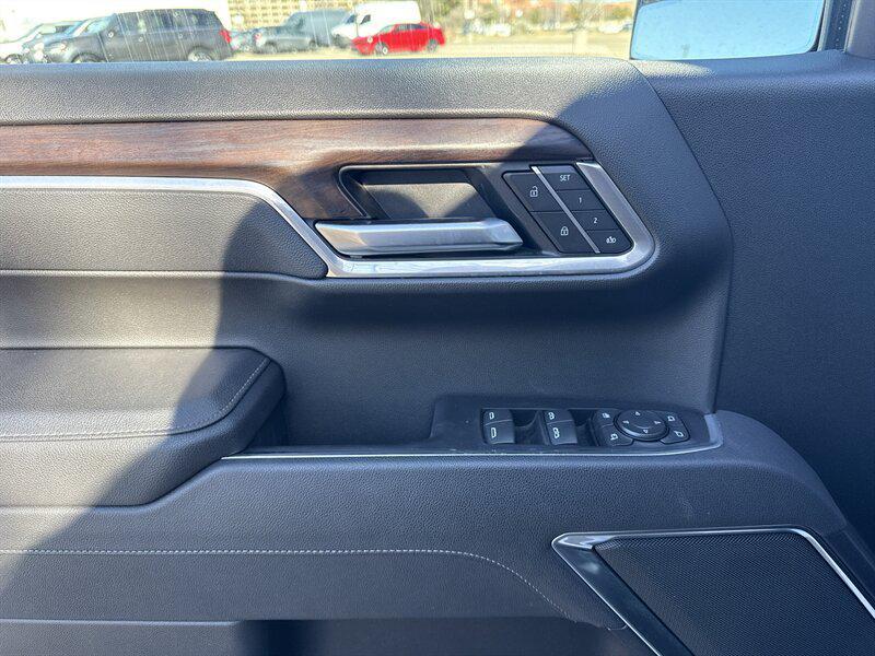 used 2025 GMC Sierra 1500 car, priced at $38,888