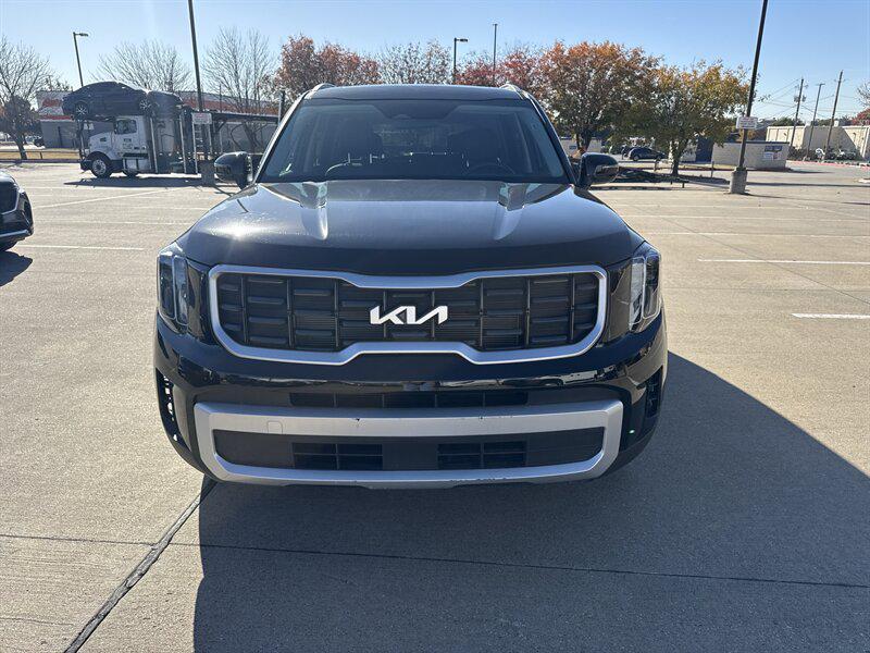 used 2025 Kia Telluride car, priced at $36,888