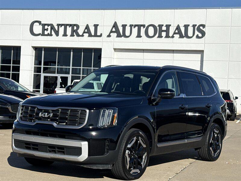used 2025 Kia Telluride car, priced at $36,888