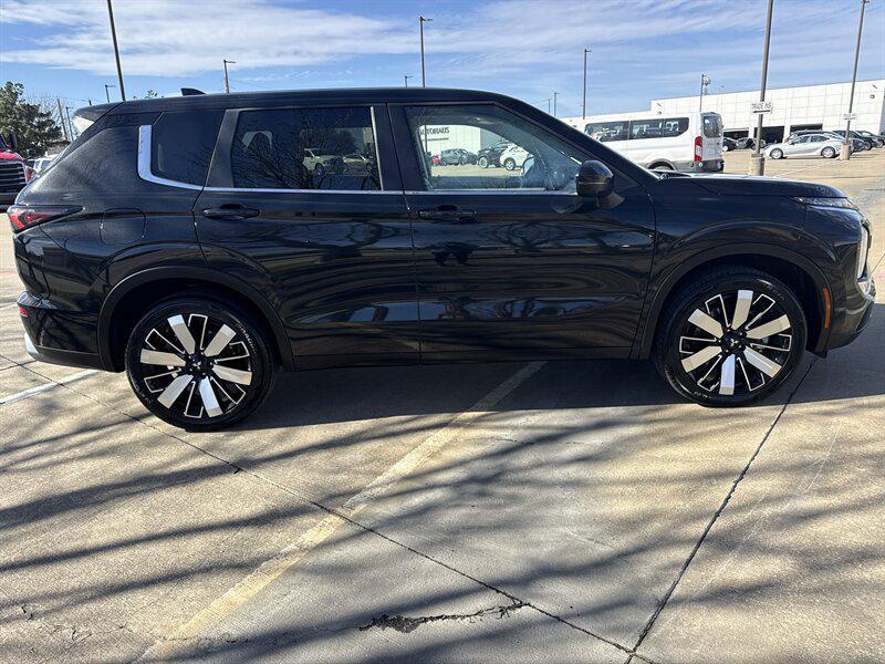 used 2025 Mitsubishi Outlander car, priced at $24,888