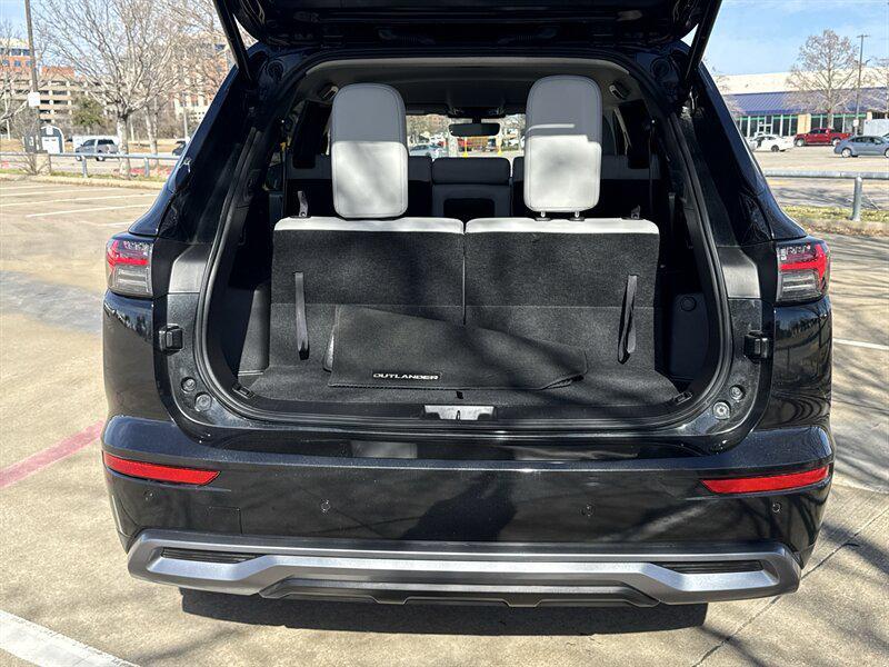 used 2025 Mitsubishi Outlander car, priced at $24,888