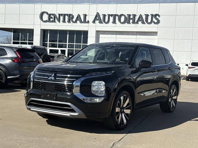 used 2025 Mitsubishi Outlander car, priced at $24,888