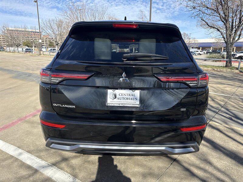 used 2025 Mitsubishi Outlander car, priced at $24,888