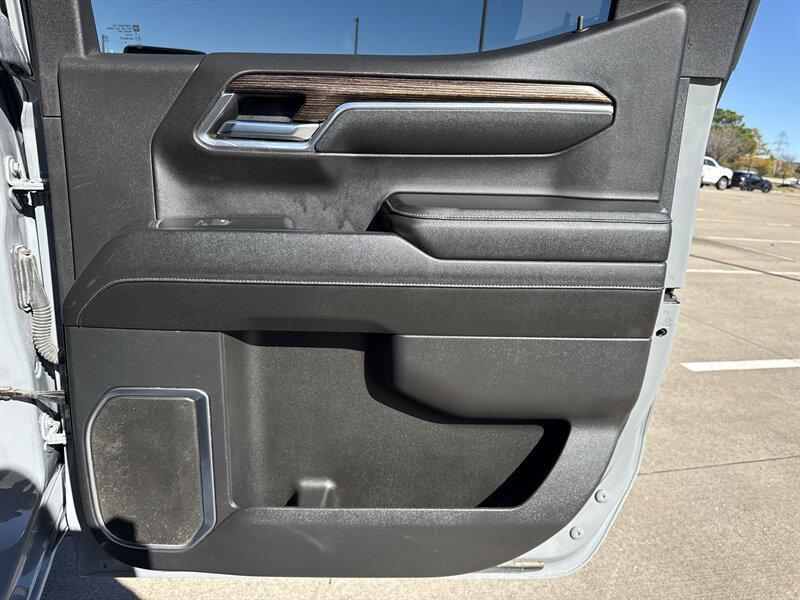 used 2024 GMC Sierra 1500 car, priced at $32,888