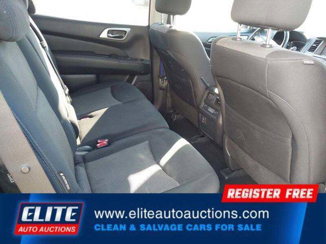 used 2018 Nissan Pathfinder car