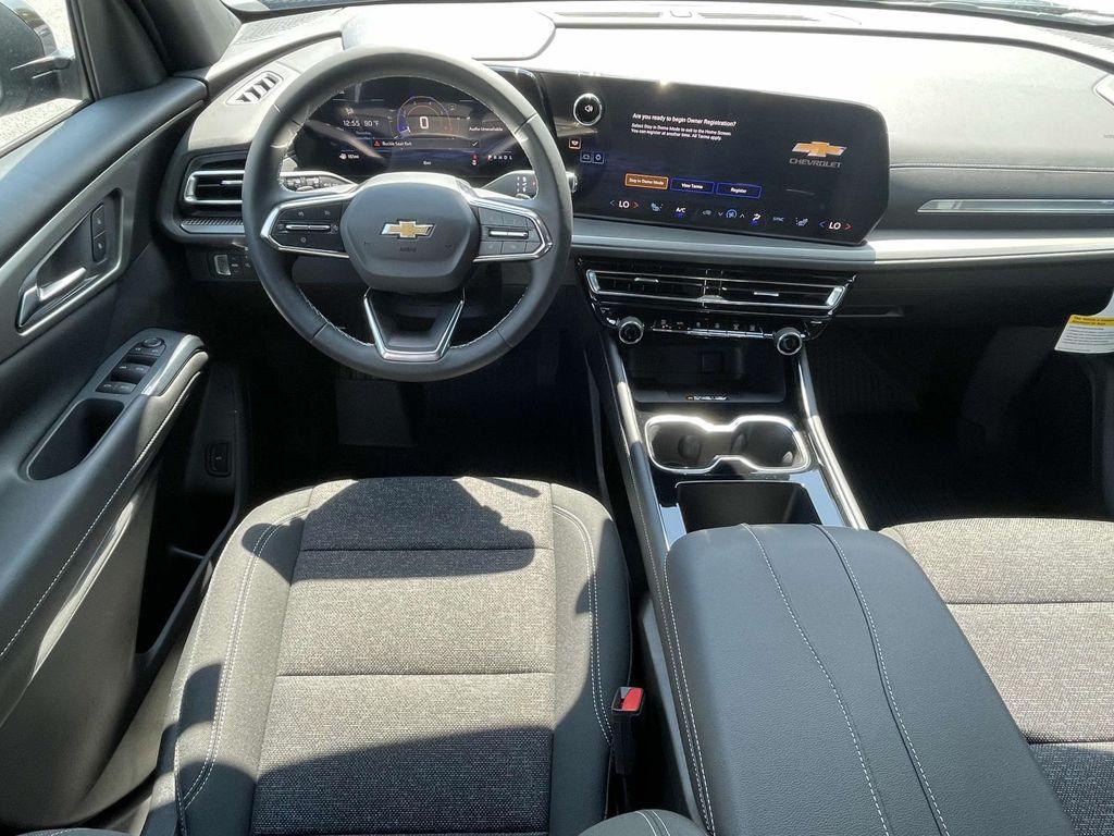 new 2026 Chevrolet Traverse car, priced at $44,345