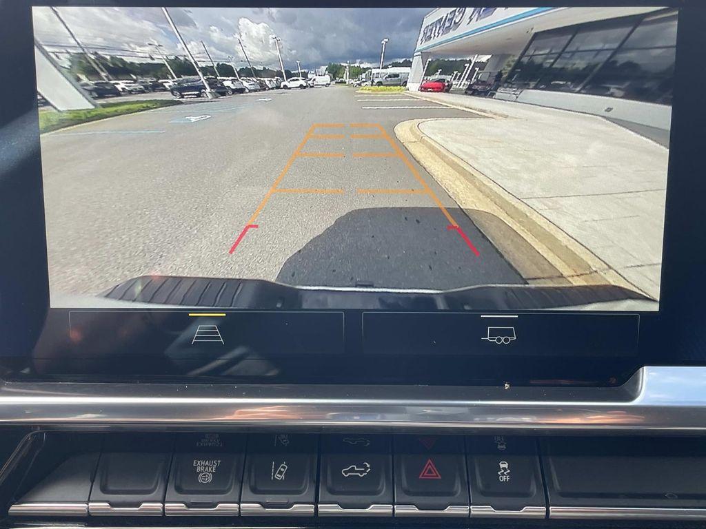 used 2024 Chevrolet Silverado 2500 car, priced at $50,900