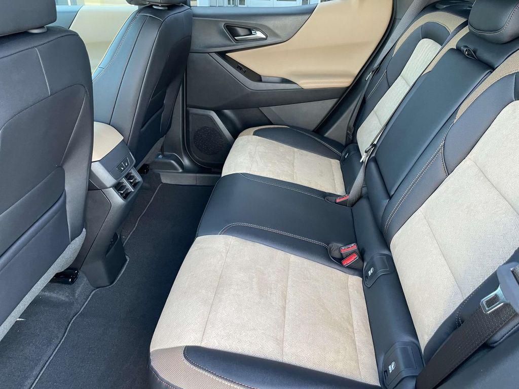 new 2026 Chevrolet Equinox car, priced at $39,290