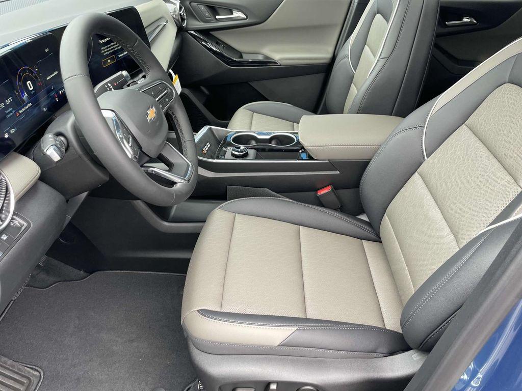 new 2026 Chevrolet Equinox car, priced at $35,135