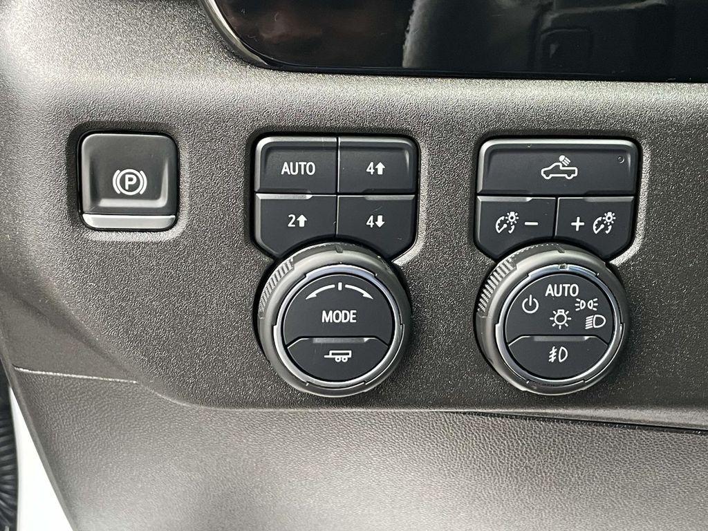 used 2024 Chevrolet Silverado 1500 car, priced at $45,995