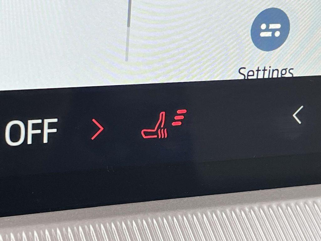 used 2025 Ford Explorer car, priced at $39,995