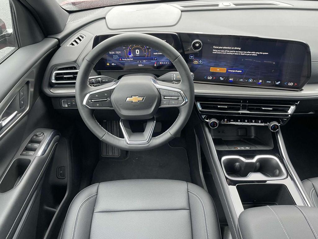 new 2025 Chevrolet Traverse car, priced at $44,090