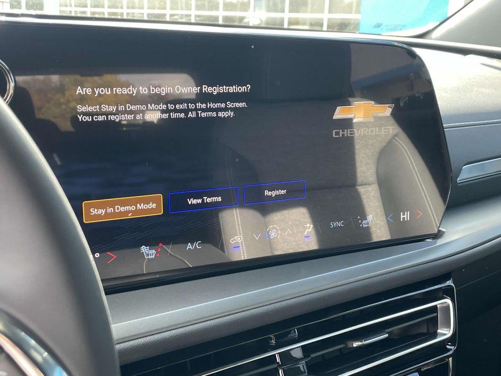 new 2026 Chevrolet Traverse car, priced at $46,630