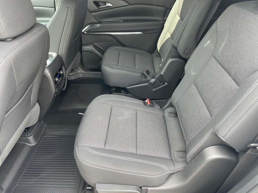 new 2026 Chevrolet Traverse car, priced at $46,630