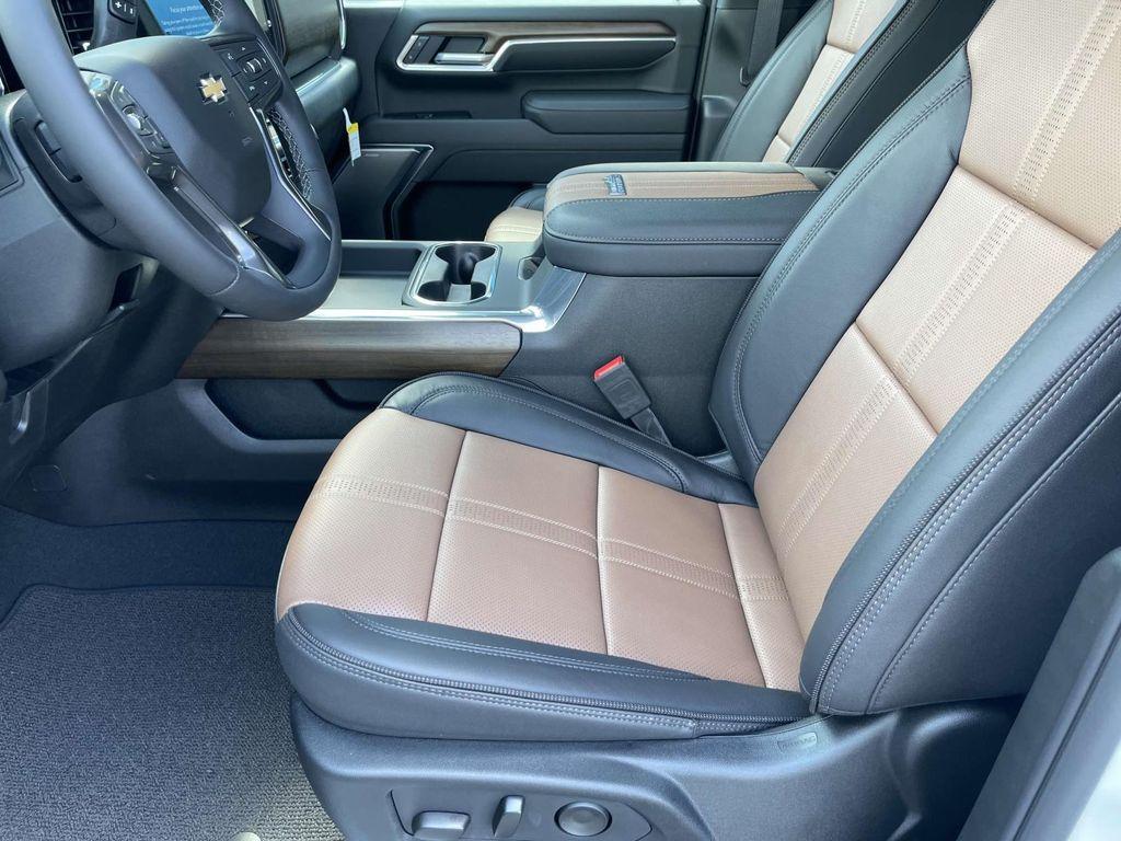 new 2025 Chevrolet Silverado 2500 car, priced at $87,635