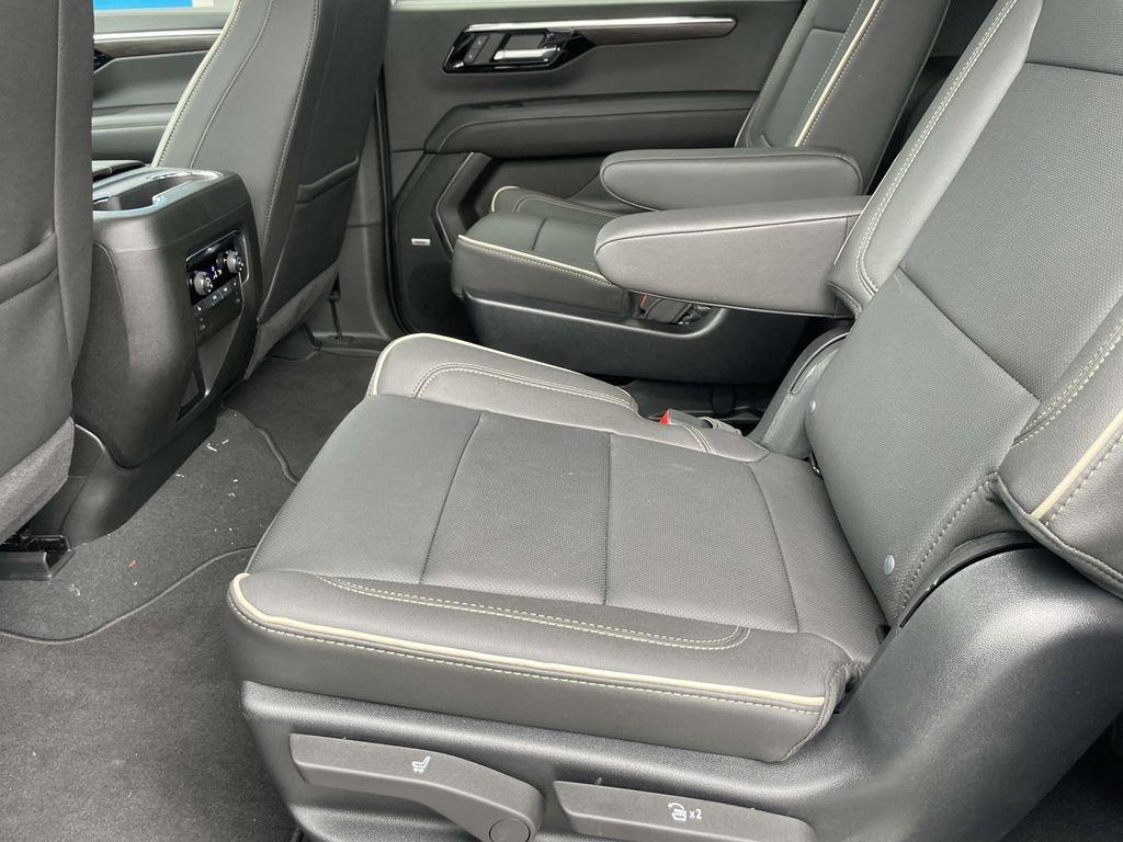 new 2025 Chevrolet Suburban car, priced at $83,120