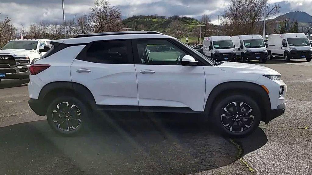 used 2022 Chevrolet TrailBlazer car, priced at $17,998