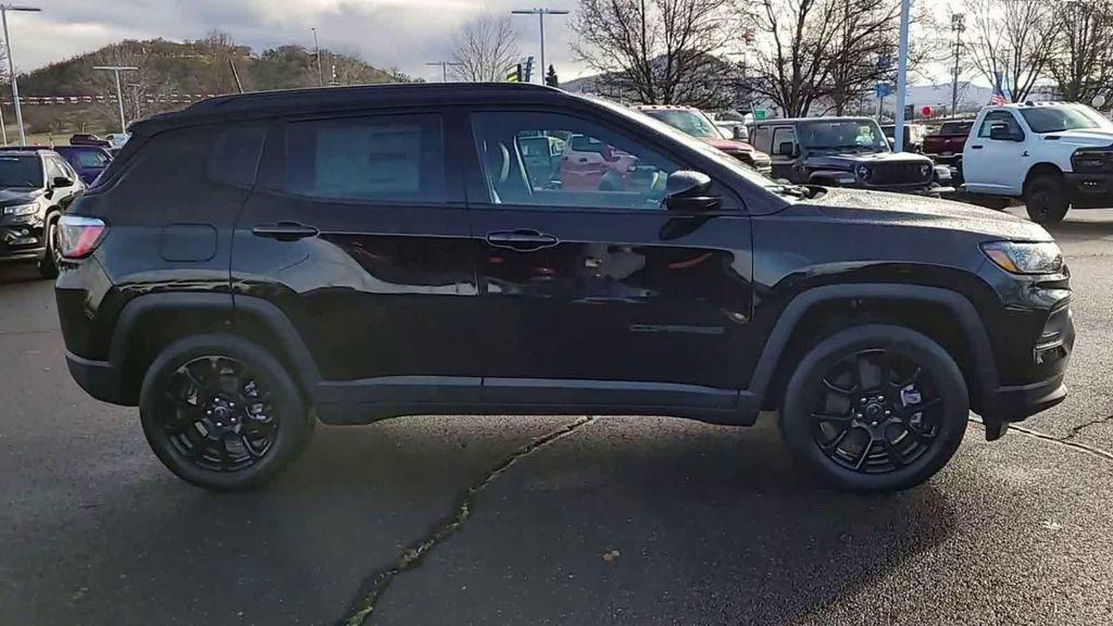 new 2026 Jeep Compass car, priced at $27,499