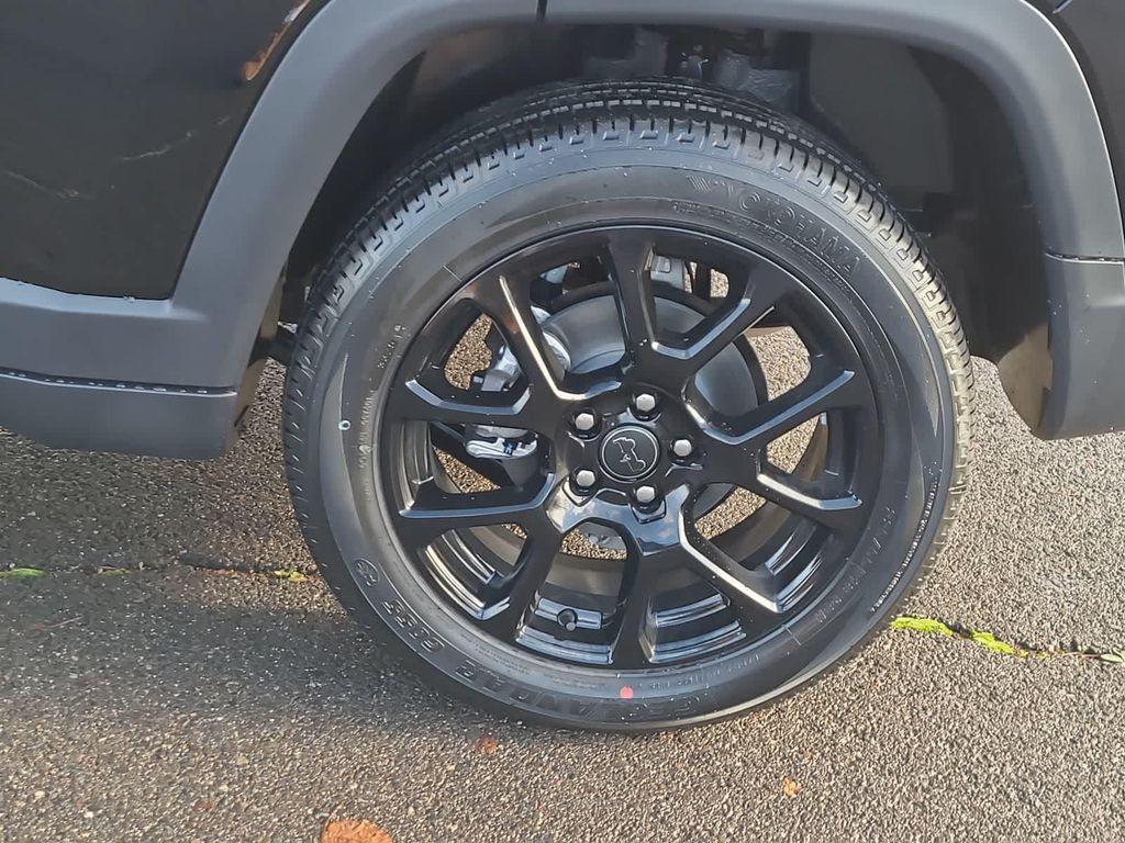 new 2026 Jeep Compass car, priced at $27,499