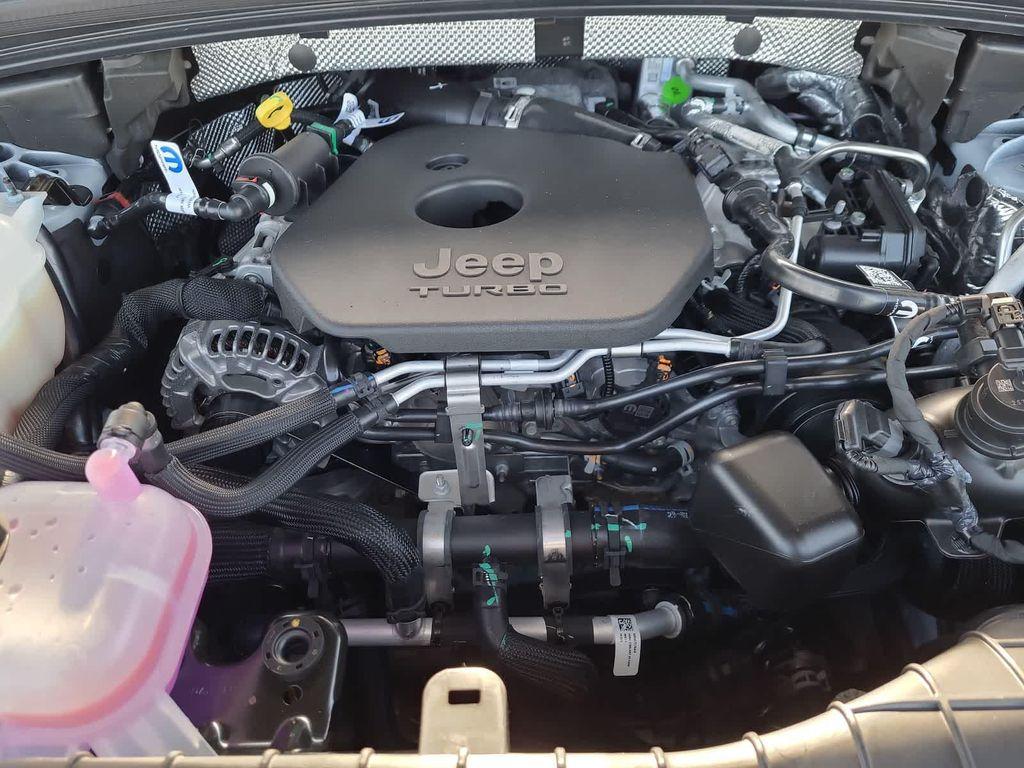 new 2026 Jeep Grand Cherokee car, priced at $48,925