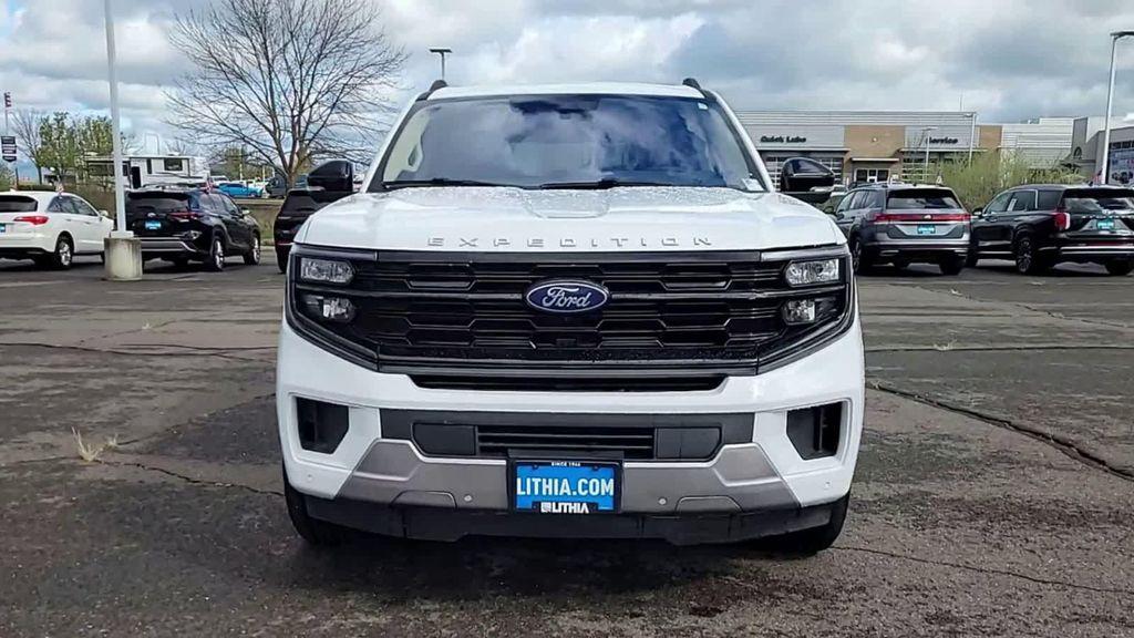 used 2025 Ford Expedition car, priced at $65,998