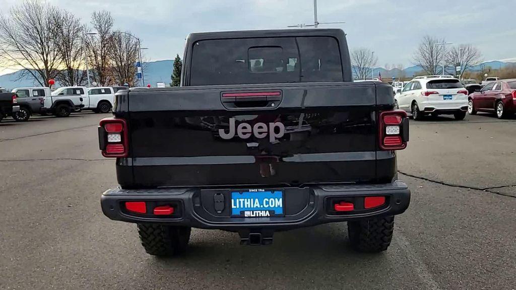 new 2026 Jeep Gladiator car, priced at $57,999