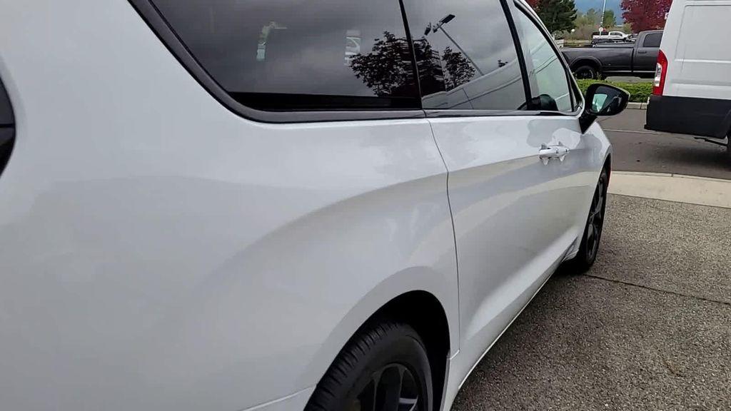 new 2026 Chrysler Pacifica car, priced at $42,499