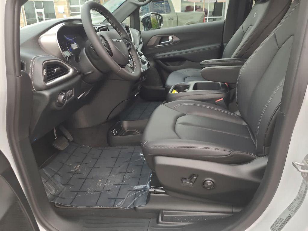 new 2026 Chrysler Pacifica car, priced at $42,499