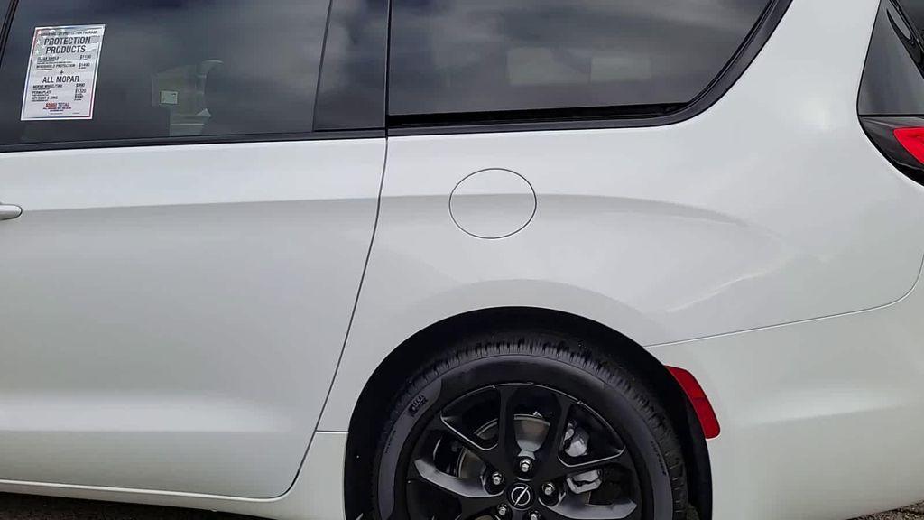 new 2026 Chrysler Pacifica car, priced at $42,499