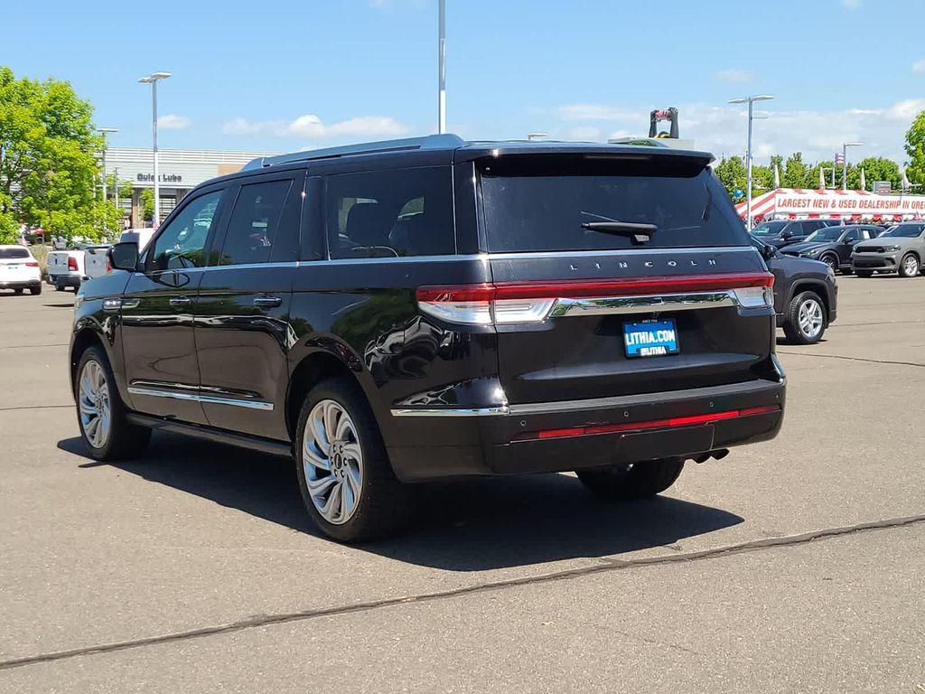 used 2024 Lincoln Navigator car, priced at $60,198