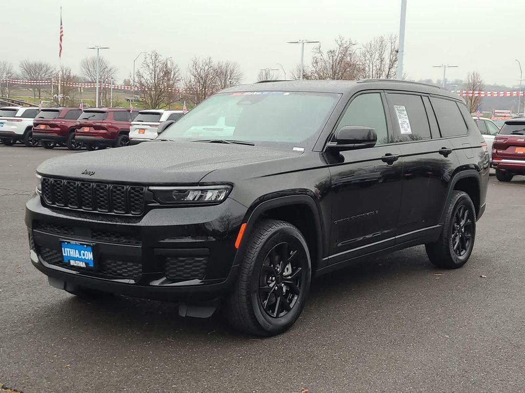 used 2024 Jeep Grand Cherokee L car, priced at $30,998