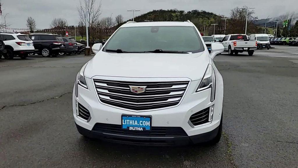 used 2017 Cadillac XT5 car, priced at $20,998