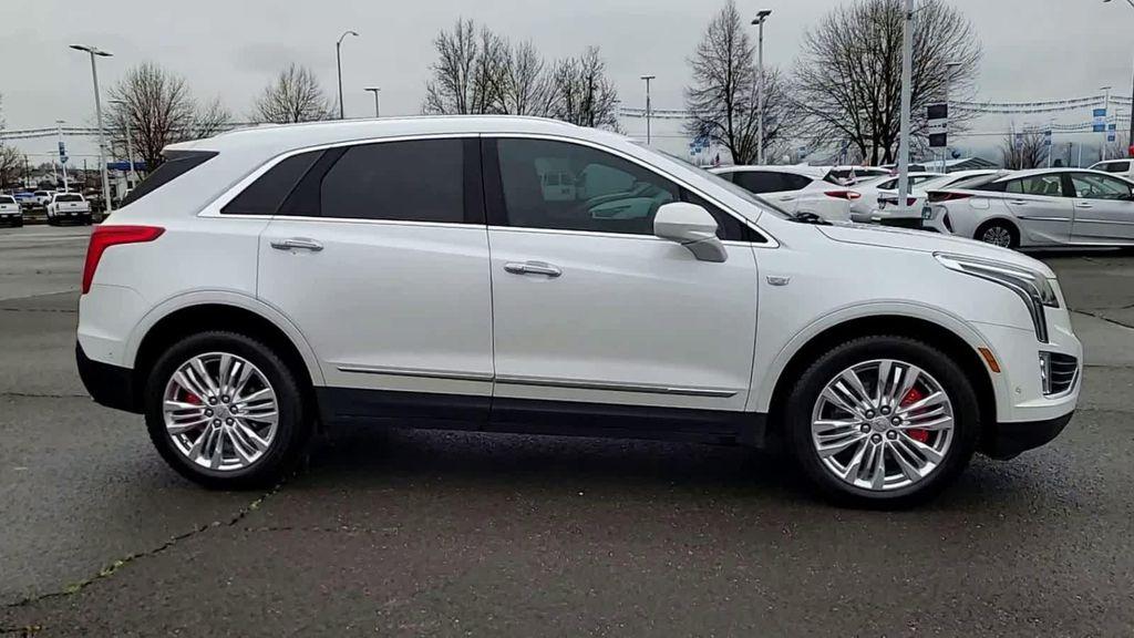 used 2017 Cadillac XT5 car, priced at $20,998