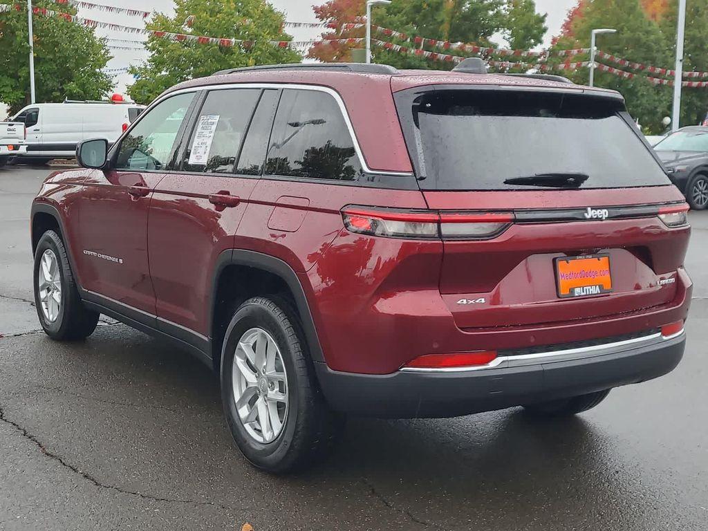 new 2025 Jeep Grand Cherokee car, priced at $32,999