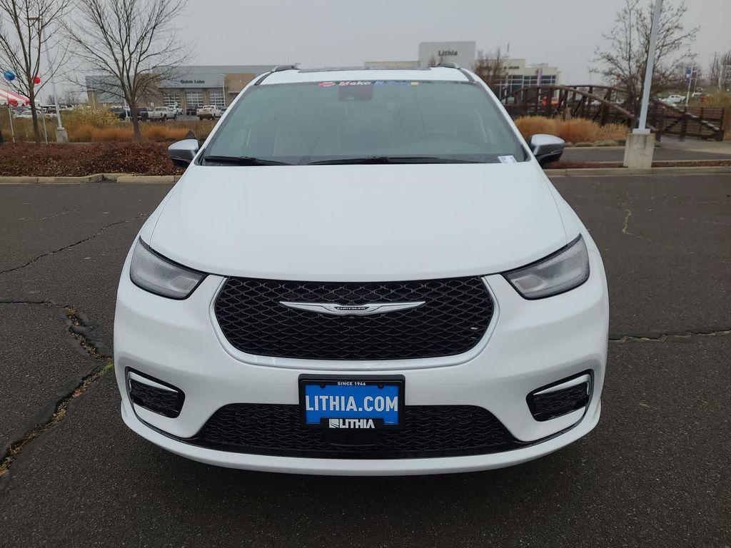 new 2026 Chrysler Pacifica car, priced at $51,999