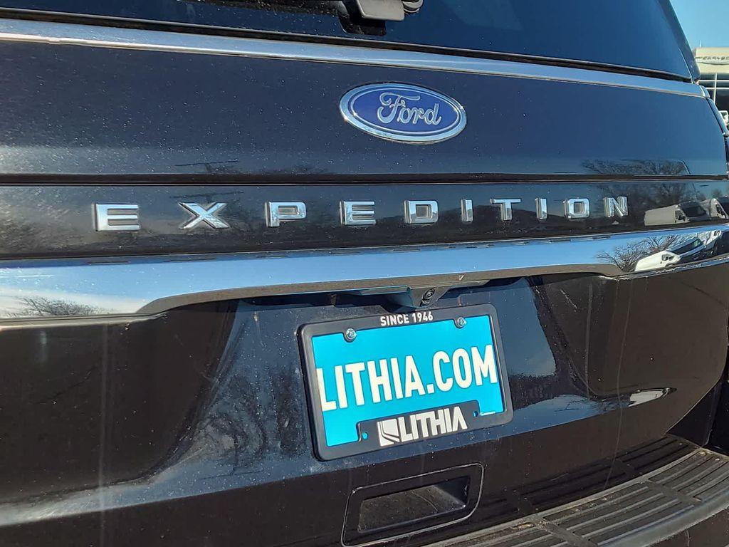 used 2024 Ford Expedition car, priced at $47,198
