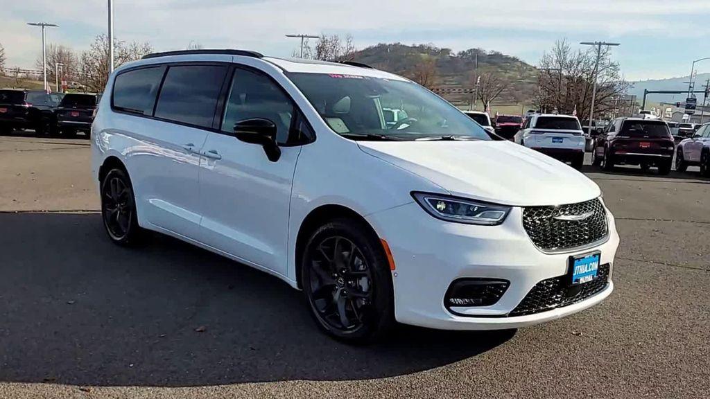 new 2026 Chrysler Pacifica car, priced at $46,999