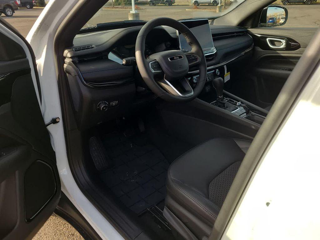 new 2026 Jeep Compass car, priced at $27,499