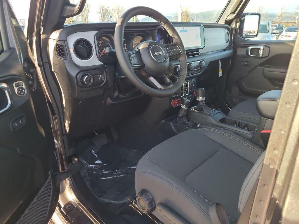 new 2026 Jeep Gladiator car, priced at $45,999