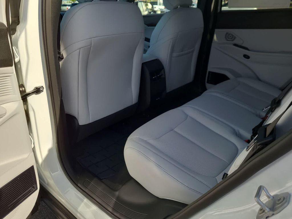 new 2026 Jeep Cherokee car, priced at $38,999