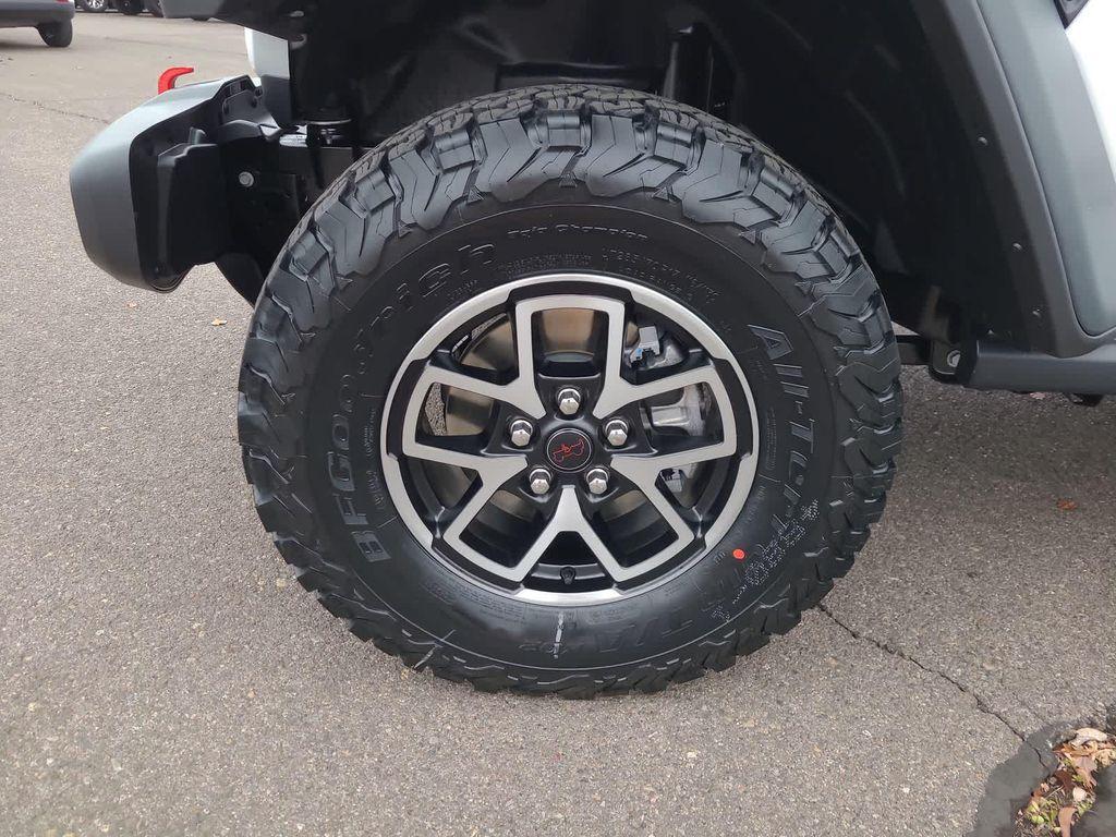 new 2026 Jeep Wrangler car, priced at $42,749
